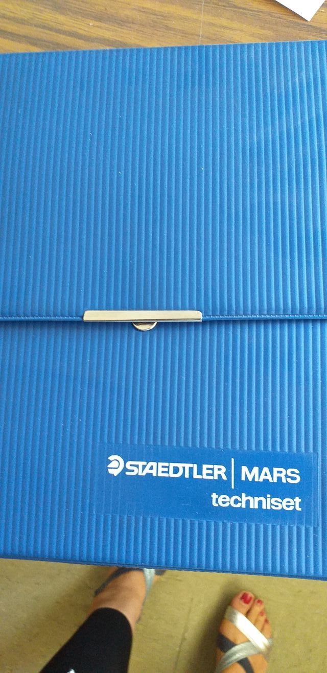 Juego de compás técnico Staedtler