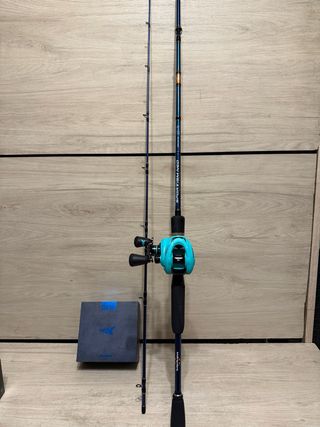 Combo Caña y Carrete Baitcasting Azul