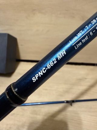 Combo Caña y Carrete Baitcasting Azul