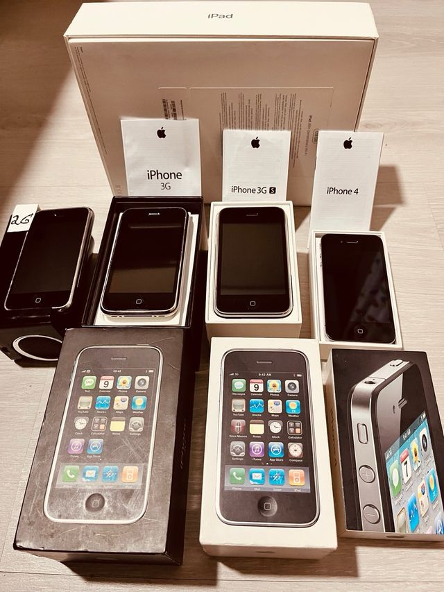 Colección de iPhones (2G, 3G, 3GS, 4, 5, SE, 6, 7,