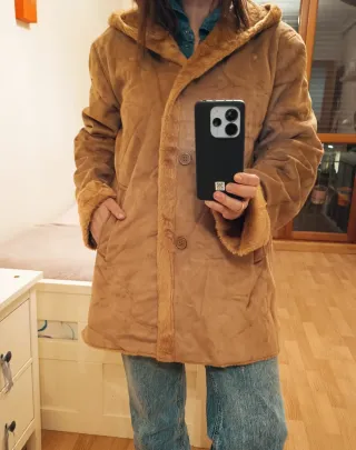 Chaquetón piel sintética beige/marrón