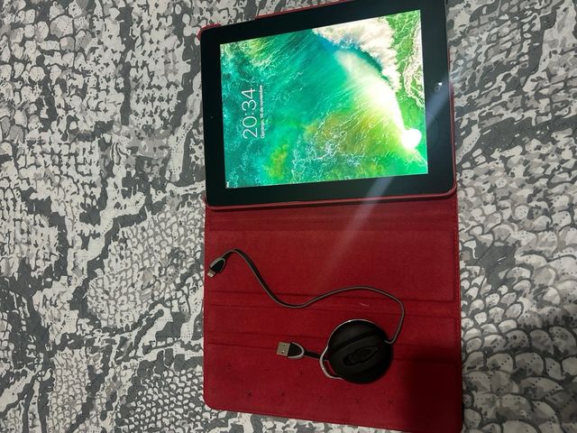 iPad 4 32GB Plata con funda