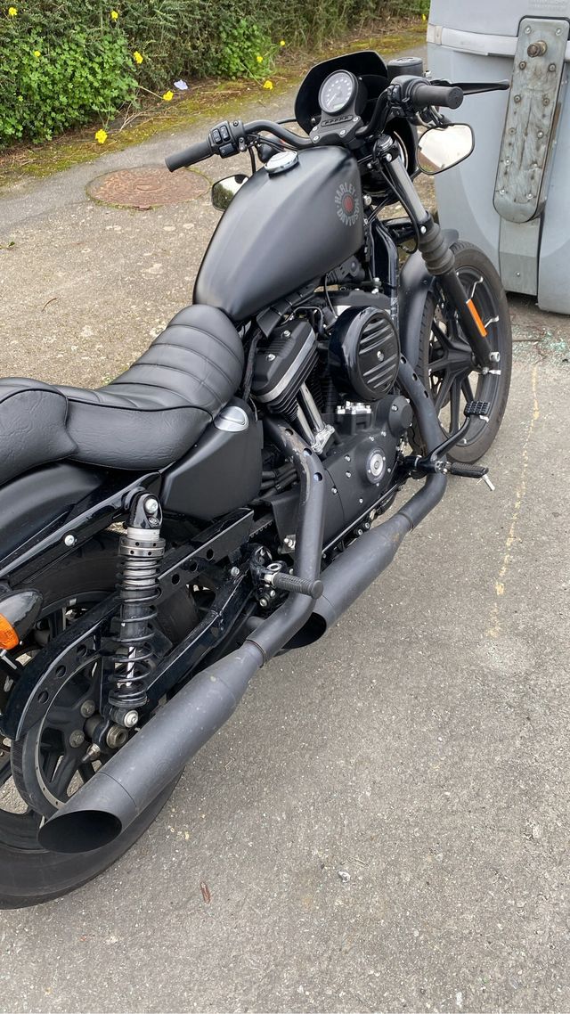 Harley-Davidson Iron 883