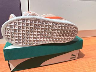 Zapatos Puma Beige y Naranja