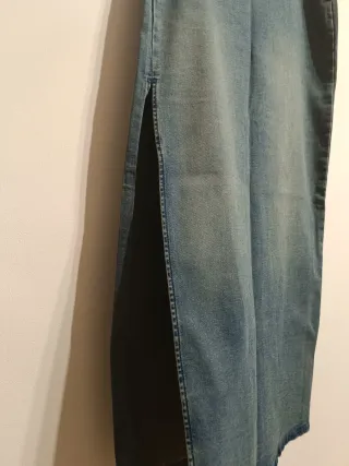 Falda vaquera elástica larga nueva