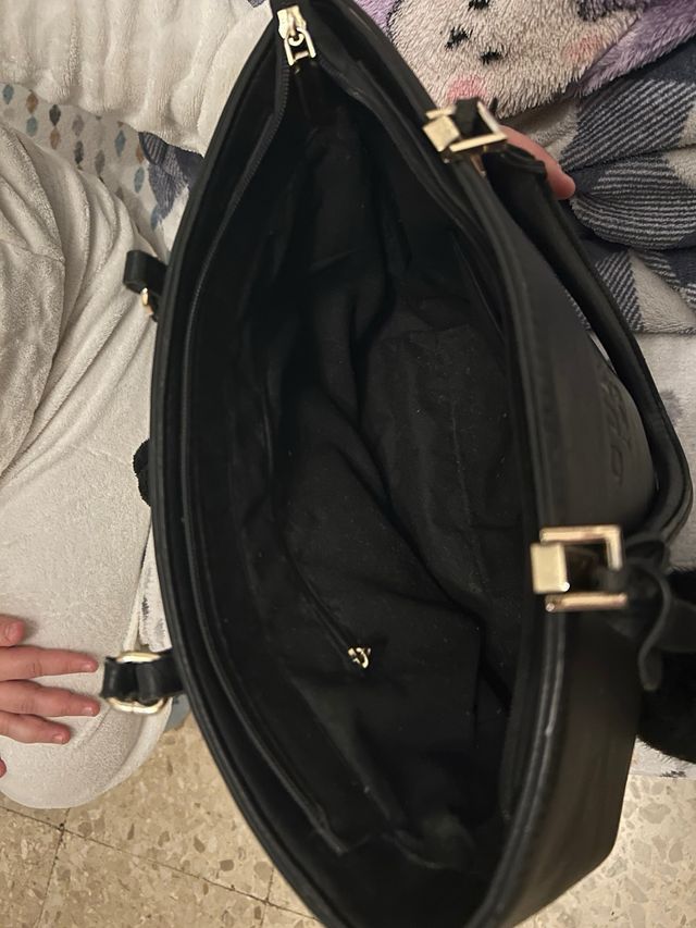 Bolso Guess Negro Grande