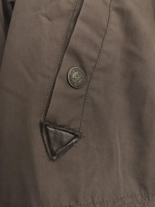 Parka  estilo militar invierno. Kiroshi