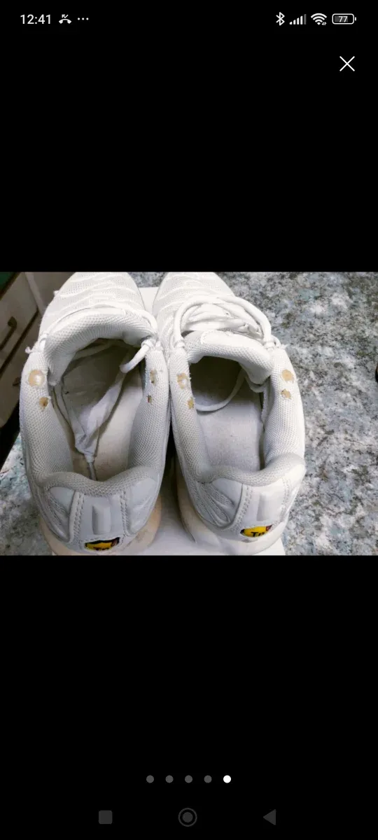 Zapatillas Nike Blancas Usadas .