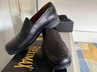 Zapatos de piel negros elegantes T40