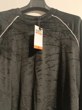 Sudadera deportiva terciopelo negra Talla S