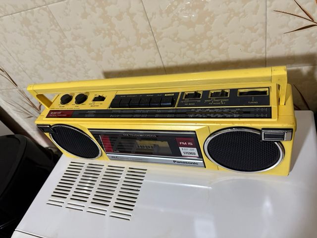 Radio Panasonic FM 15 L