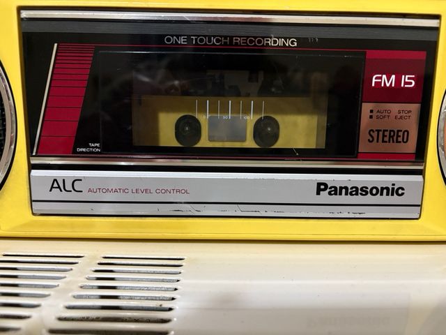 Radio Panasonic FM 15 L