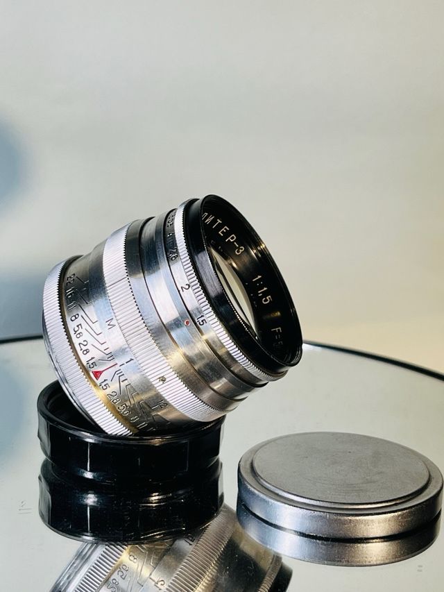 Lente soviética Jupiter-3 50mm f/1.5