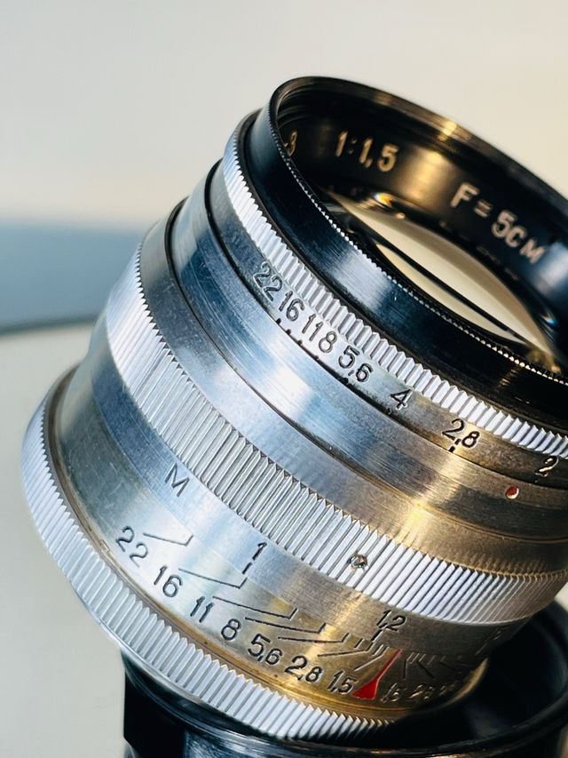 Lente soviética Jupiter-3 50mm f/1.5