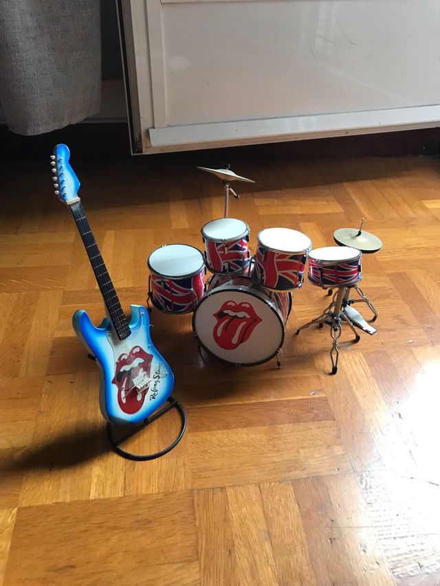 Kit Miniaturas Rolling Stones instrumentos