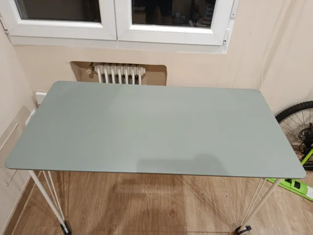 Mesa escritorio IKEA - Gris Verdoso