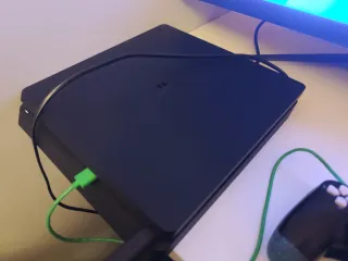 PlayStation 4 Slim + Mando con Palancas (Paddles)