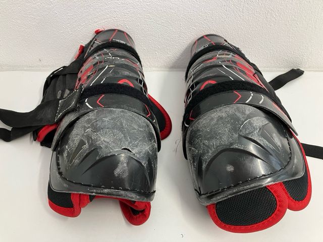 Espinilleras Bauer Vapor X700 Junior