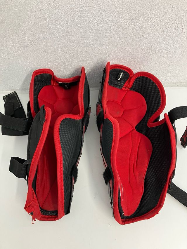 Espinilleras Bauer Vapor X700 Junior