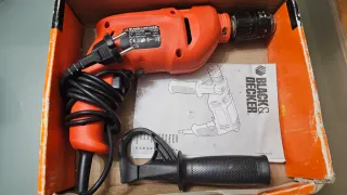 Taladro Black & Decker CD70CRE 710W