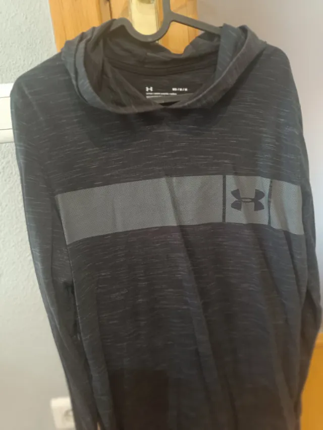 Sudadera Under Armour chico M