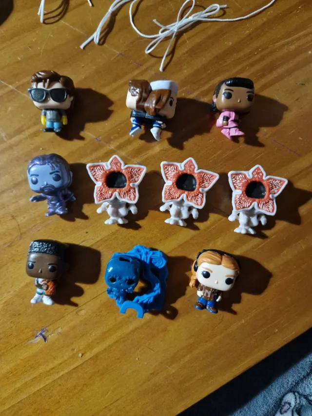 Figuras Funko huevo kinder Stranger Things
