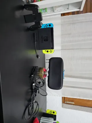 Nintendo Switch V1 Azul y Amarillo