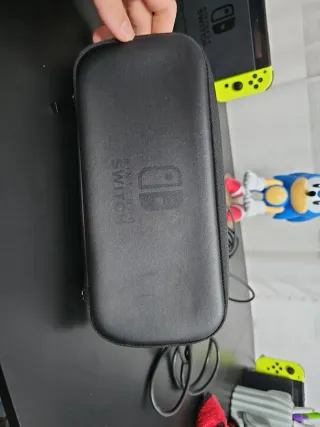 Nintendo Switch V1 Azul y Amarillo