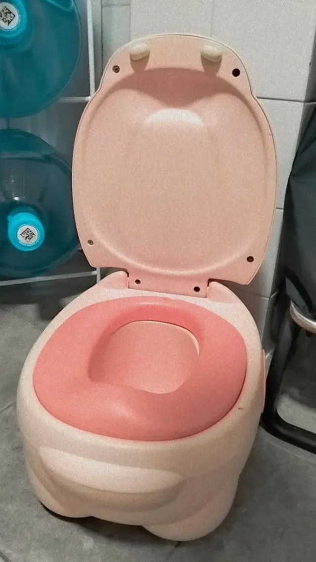 Orinal infantil niña rosa de hipopótamo