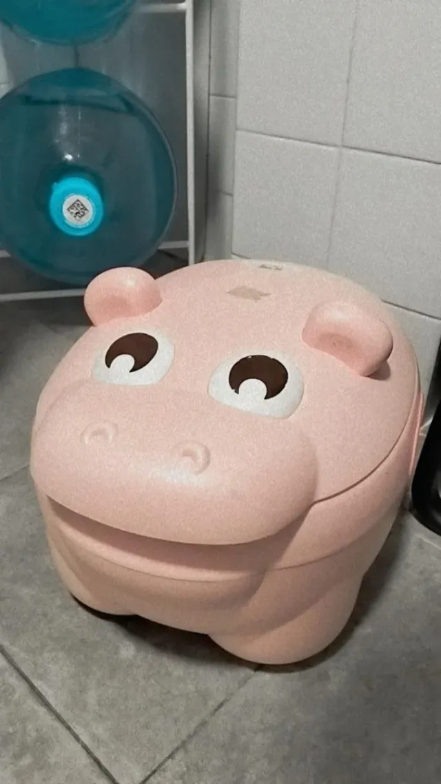 Orinal infantil niña rosa de hipopótamo