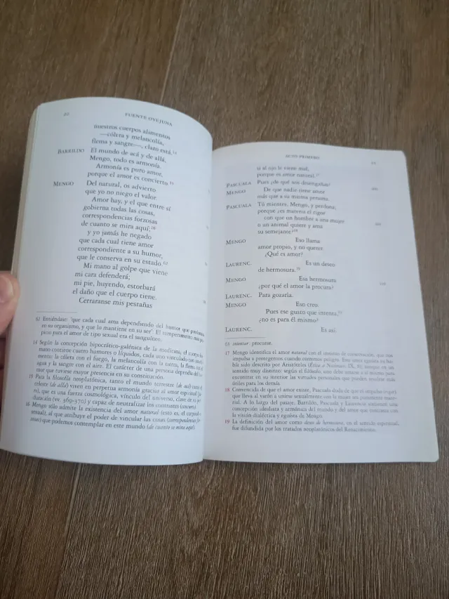 Fuente Ovejuna (Clasicos Hispanicos) (Spanish E...