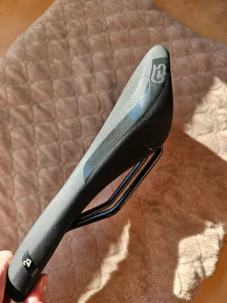 Sillín GES VENTO-23 para bicicleta