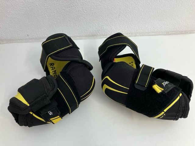 Coderas Hockey CCM Tacks 7-10 años