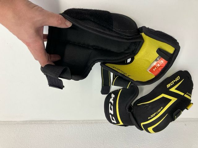 Coderas Hockey CCM Tacks 7-10 años