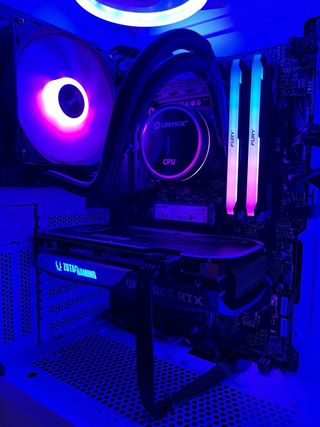 PC Gaming Blanco con RGB