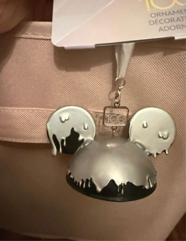 Adorno Mickey Mouse Disney 100 Años