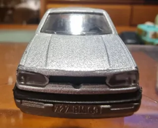 Golf III Majorette 1/64 + 3 coches regalo