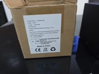 Lámpara de pared LED negra