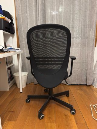 Cadeira de escritório IKEA FLINTAN preta