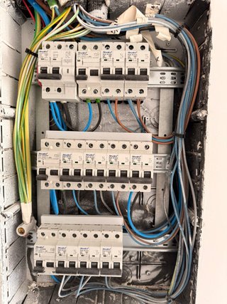 Técnico de aire acondicionado,elect /fontaneria
