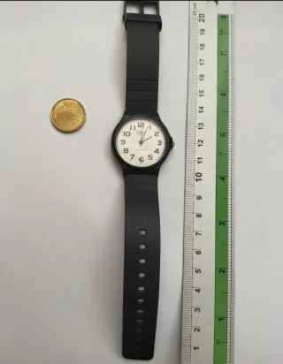 Casio MQ-24 Orologio Nero Quadrante Bianco