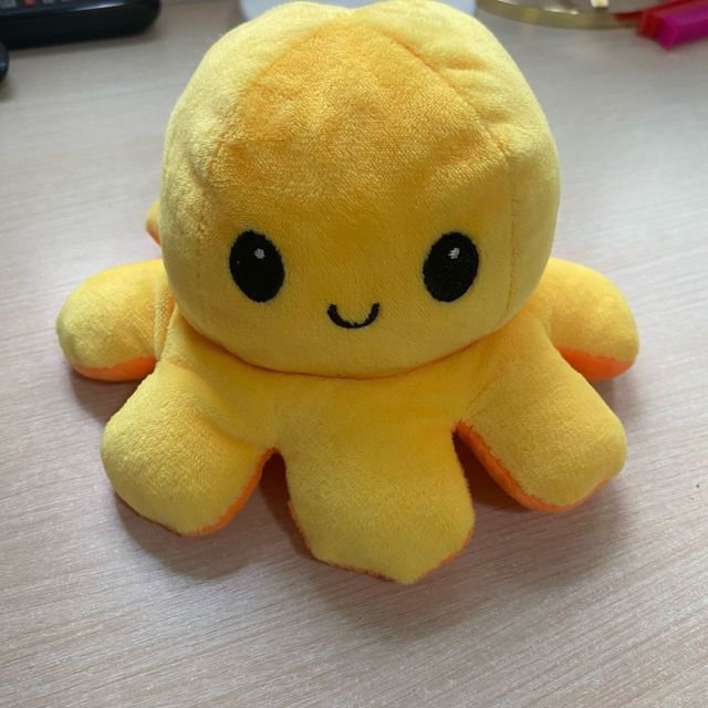 Peluche Pulpo Reversible Naranja