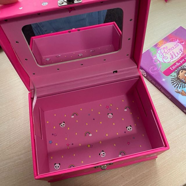 Joyero infantil con diseño de chicas