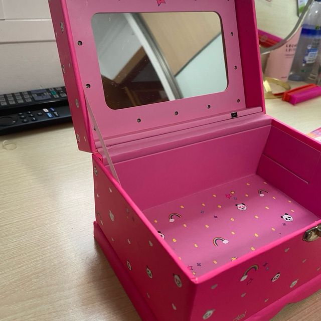 Joyero infantil con diseño de chicas