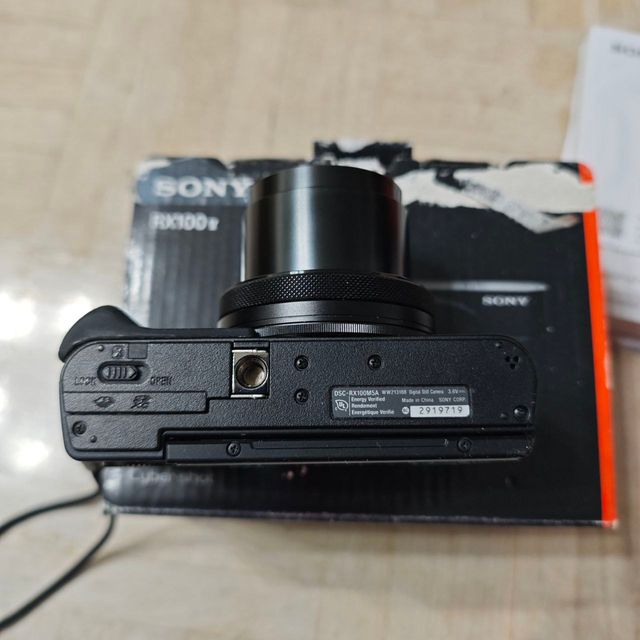 Sony RX100 V como nuevo