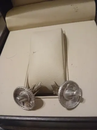 Gemelli in Argento a Forma di Sombrero