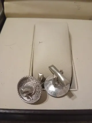 Gemelli in Argento a Forma di Sombrero