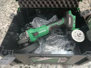 Pistola de impacto y amoladora