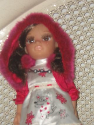 Nancy Caperucita Roja Muñeca