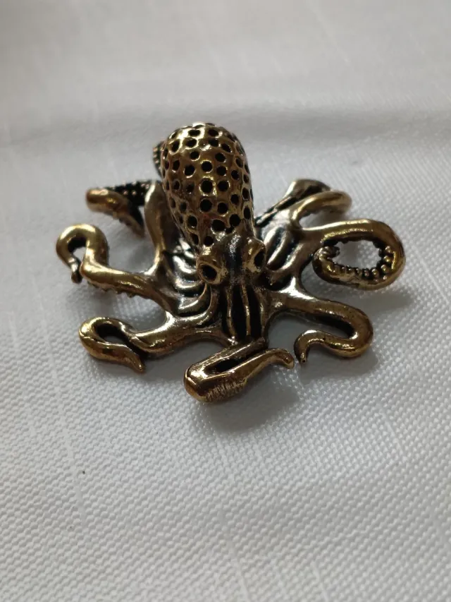 Figurita Pulpo Metálico Pisapapeles